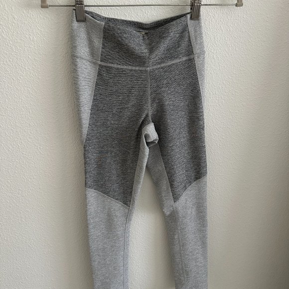 Outdoor Voices Gray Leggings - Picture 2 of 4
